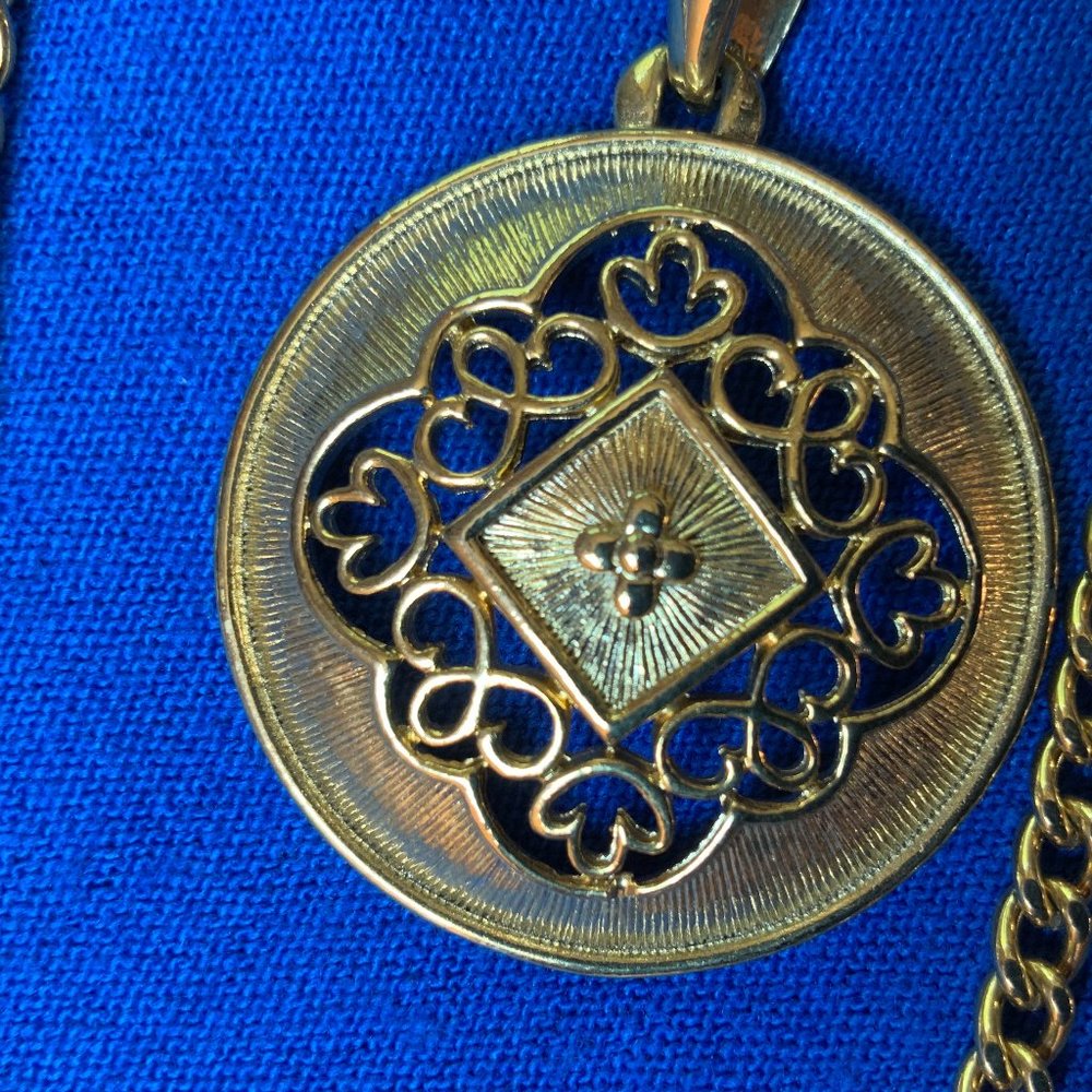 Gold Toned Three Chain and Pendant Necklace - Picture 3 of 7